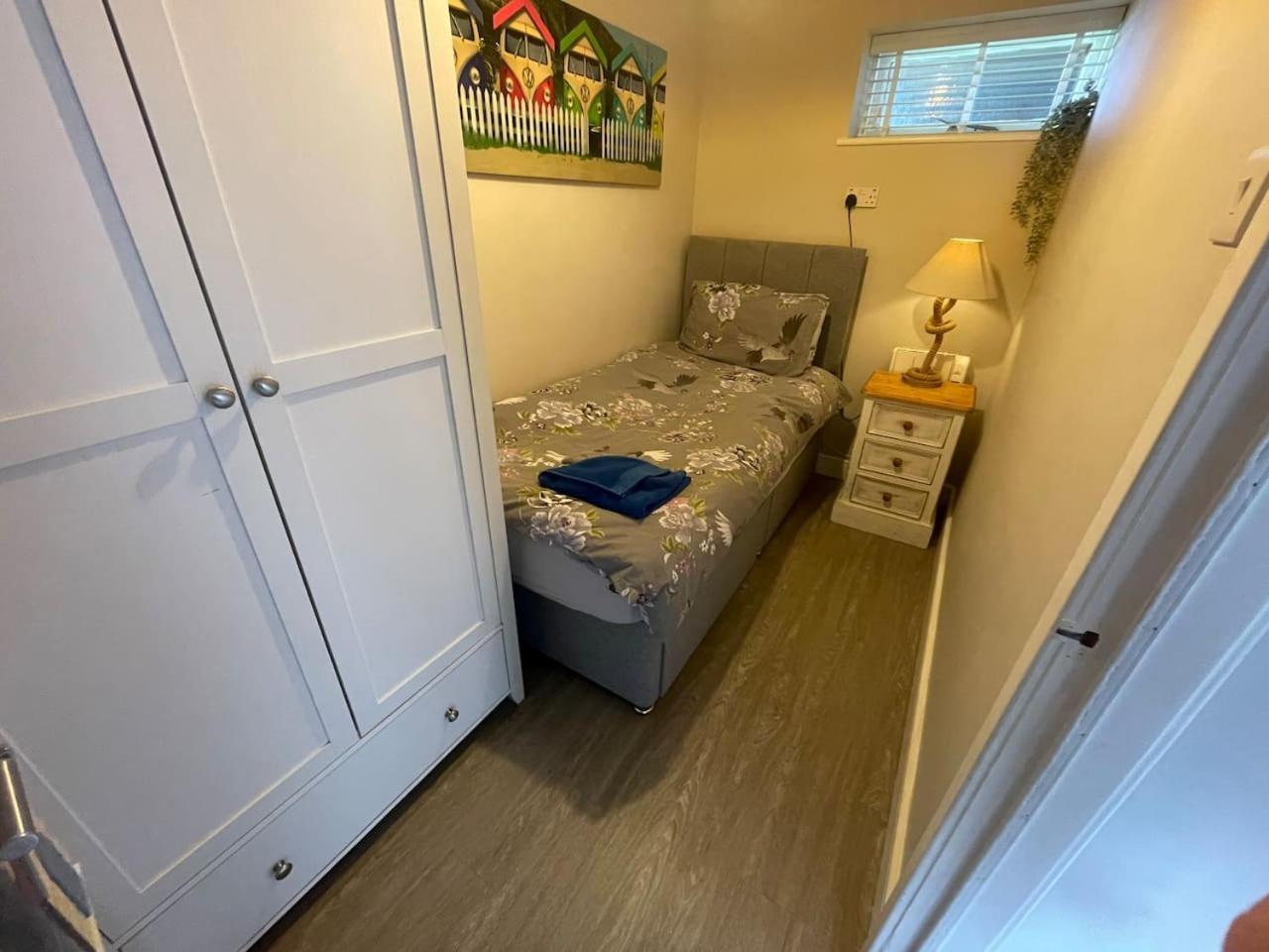 3 Bedroom Deganwy Sea View Beach House Ll31 Bagian luar foto