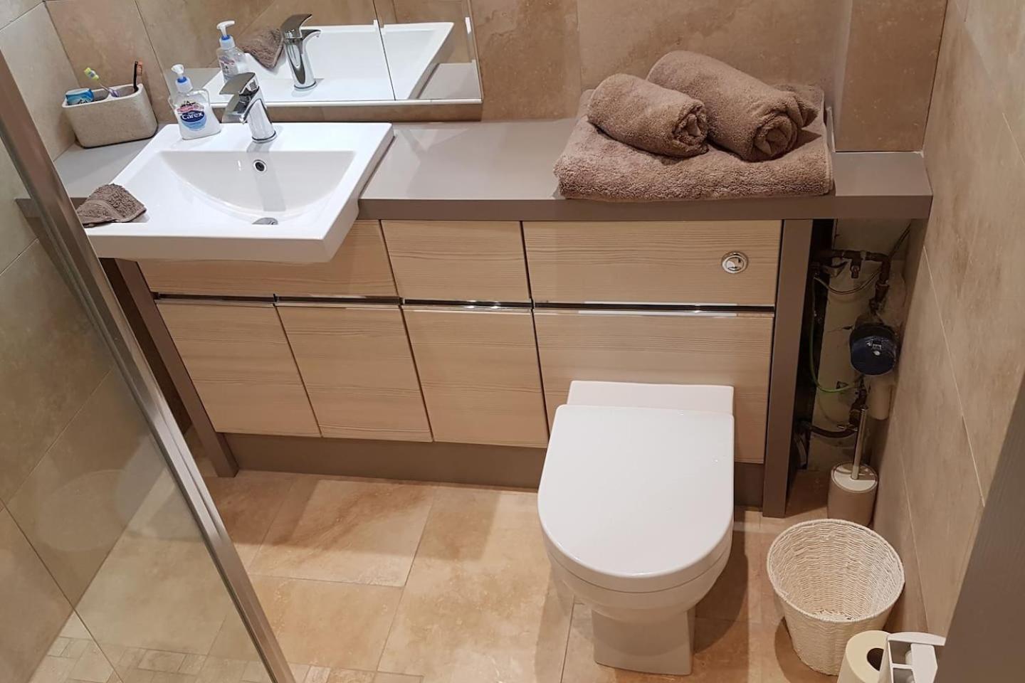 3 Bedroom Deganwy Sea View Beach House Ll31 Bagian luar foto